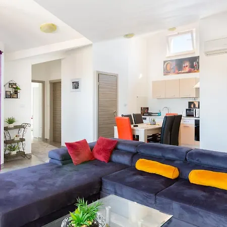 La Riva Apartment