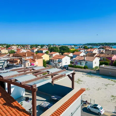 La Riva *